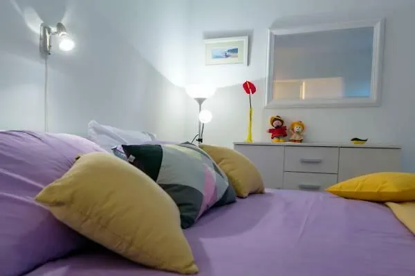 Laurel With Stunning View Apartman *